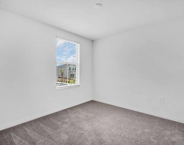 14322 Lilac Sky Terrace - Photo Thumbnail 16