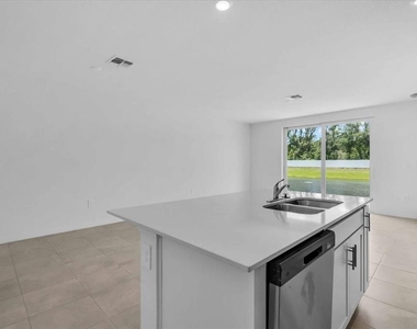 14322 Lilac Sky Terrace - Photo Thumbnail 11