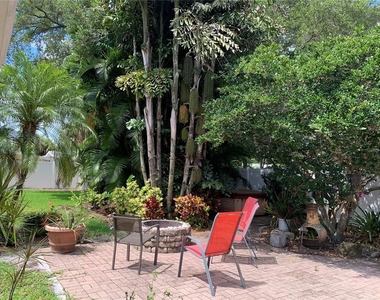 2436 Waldemere Street - Photo Thumbnail 23