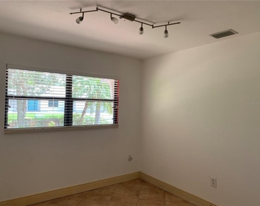 2436 Waldemere Street - Photo Thumbnail 9