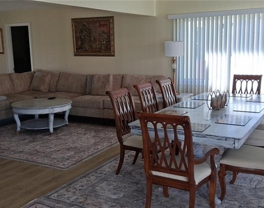 441 Rubens Drive E - Photo Thumbnail 11