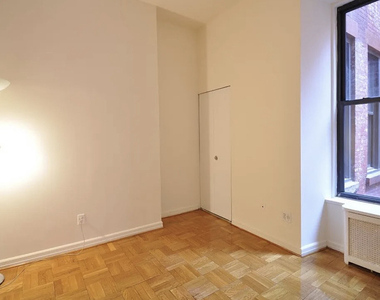 121 Madison Avenue - Photo Thumbnail 4