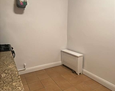 175 West 81st Street - Photo Thumbnail 8