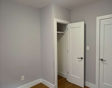 175 West 81st Street - Photo Thumbnail 2