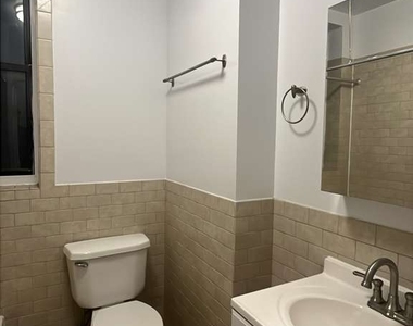 175 West 81st Street - Photo Thumbnail 3