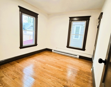 203 Cooke Street - Photo Thumbnail 6