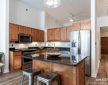 15 Dinah Street - Photo Thumbnail 8