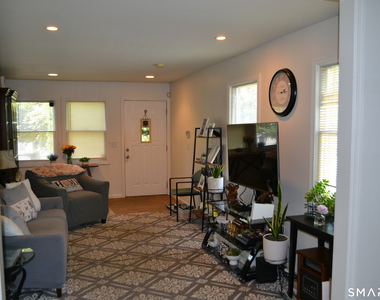 40 Emma Road - Photo Thumbnail 7