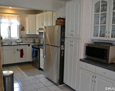 40 Emma Road - Photo Thumbnail 11
