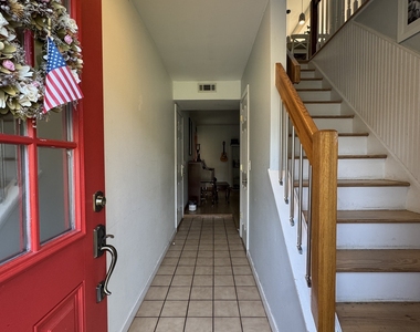9 Oakledge Circle - Photo Thumbnail 16