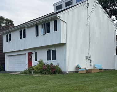 9 Oakledge Circle - Photo Thumbnail 2