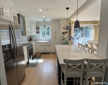 9 Oakledge Circle - Photo Thumbnail 10