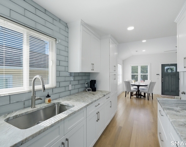 32 Richard Street - Photo Thumbnail 11