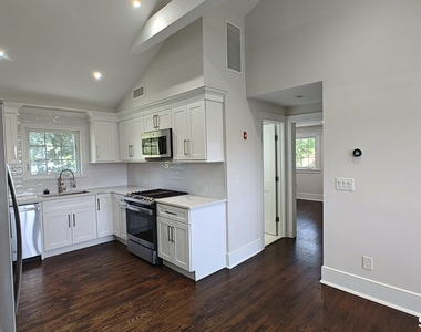 38 Poe Court - Photo Thumbnail 3