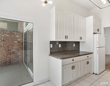 106 Southport Woods Drive - Photo Thumbnail 4