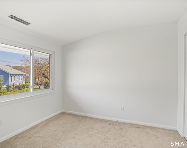106 Southport Woods Drive - Photo Thumbnail 6