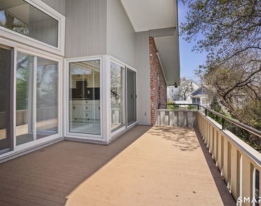 106 Southport Woods Drive - Photo Thumbnail 10