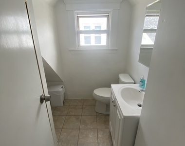 358 Blohm Street - Photo Thumbnail 6