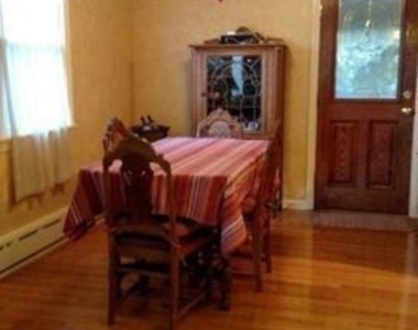 19 Sunshine Road - Photo Thumbnail 15