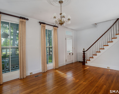 139 Main Street - Photo Thumbnail 5