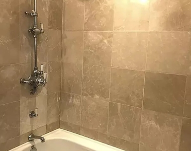 230 Corbin Place - Photo Thumbnail 5