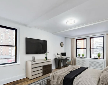 137 East 38th Street - Photo Thumbnail 2