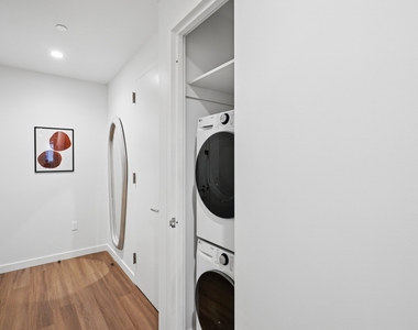 180 Pearl Street - Photo Thumbnail 6