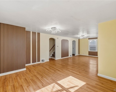 171 Weston Avenue - Photo Thumbnail 7