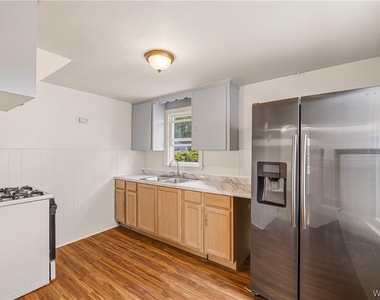 171 Weston Avenue - Photo Thumbnail 10