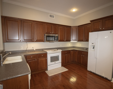 121 Tillman Road - Photo Thumbnail 3