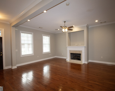 121 Tillman Road - Photo Thumbnail 2