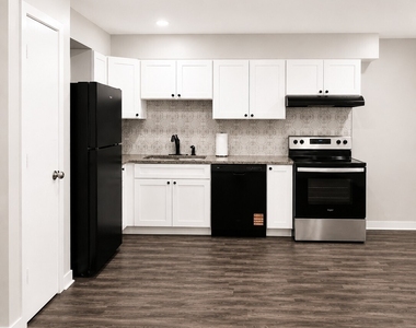 100 Summerwood Drive - Photo Thumbnail 9