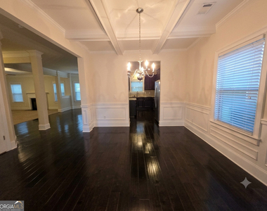 165 Regency Place - Photo Thumbnail 5