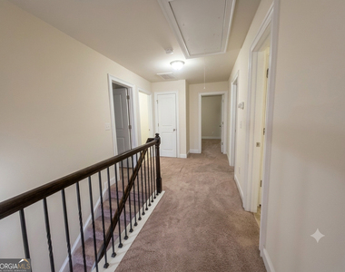 165 Regency Place - Photo Thumbnail 10