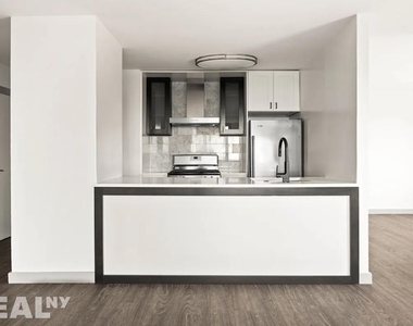 10-40 River Road - Photo Thumbnail 4