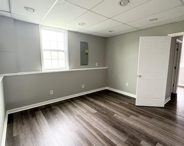 397 Pleasant Way - Photo Thumbnail 13