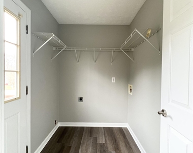 397 Pleasant Way - Photo Thumbnail 5