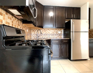 3333 Broadway - Photo Thumbnail 3