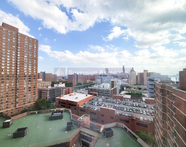 3333 Broadway - Photo Thumbnail 9