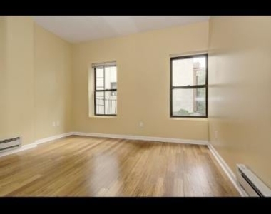 3rd Avenue - Photo Thumbnail 5