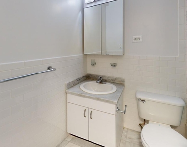 West 73rd Street - Photo Thumbnail 4
