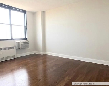 3333 Broadway - Photo Thumbnail 6