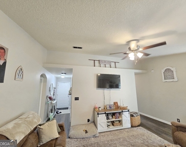 130 Dellwood Place - Photo Thumbnail 12