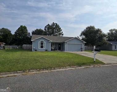 130 Dellwood Place - Photo Thumbnail 4