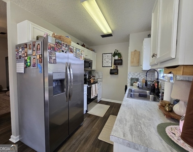 130 Dellwood Place - Photo Thumbnail 16