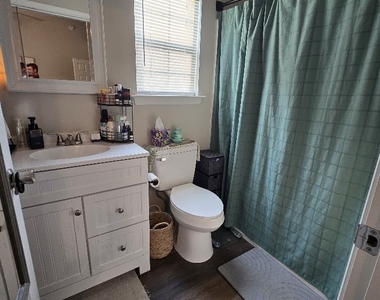 130 Dellwood Place - Photo Thumbnail 23