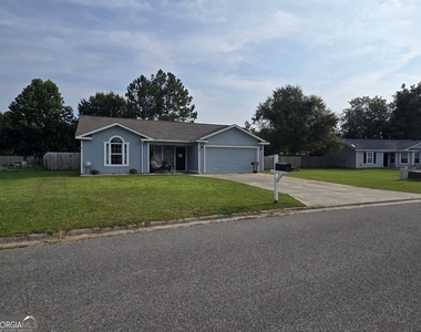 130 Dellwood Place - Photo Thumbnail 3