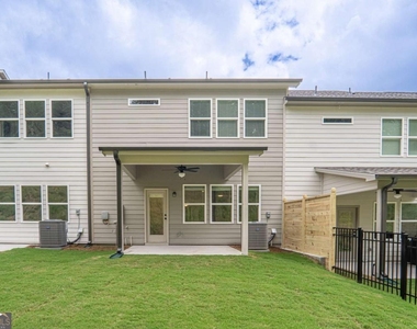 411 Summit View Lane - Photo Thumbnail 19