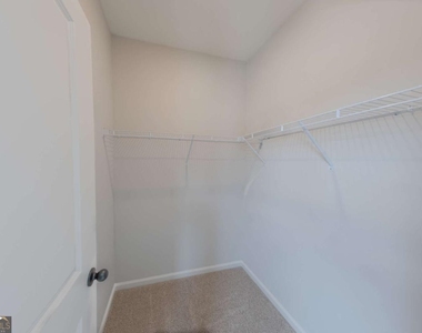 411 Summit View Lane - Photo Thumbnail 15