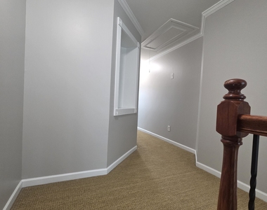 2720 Beynon Lane - Photo Thumbnail 13